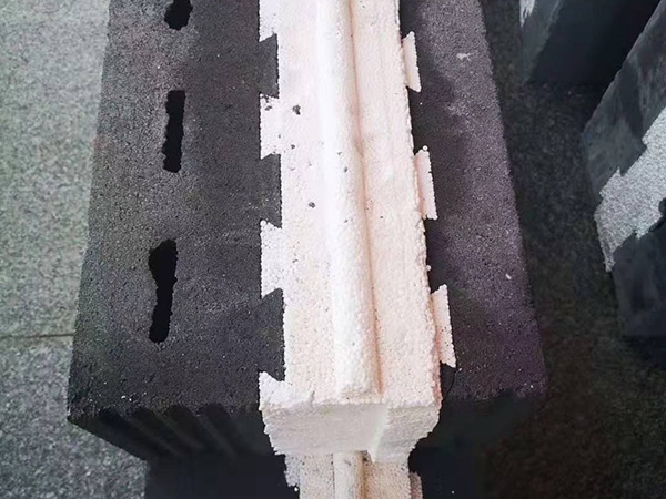 混凝土復合自保溫加氣塊